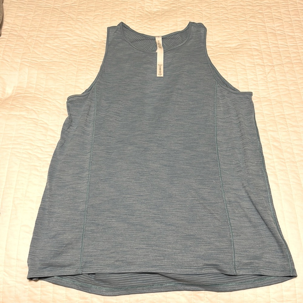 Lululemon yoga tank